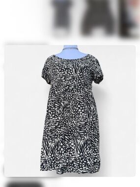 Mossimo Supply Co. Black and White Printed Short-Sleeve Tunic